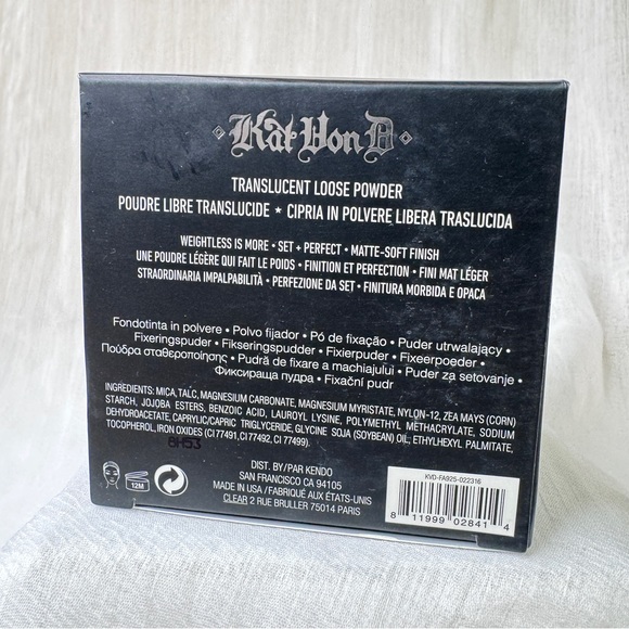 KVD Beauty 0.67 oz--Lock-It Lightweight Mattifying Setting Powder - Translucent - Picture 3 of 5